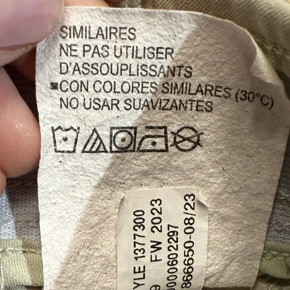 Under Armour Mens Size 34 x 30 Light Tan Classic Dress Pants